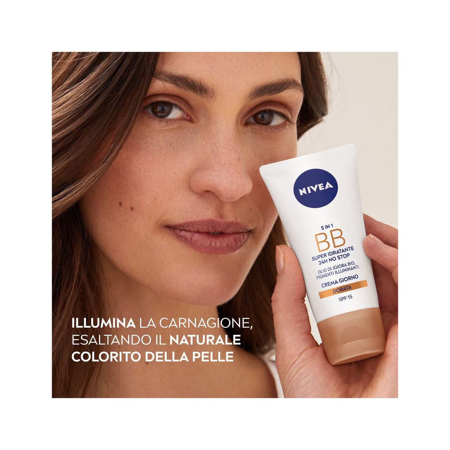Nivea 5 in 1 Bb Cream Super Idratante 24h No Stop Dorata Crema Viso Colorata Con Spf15 50ml