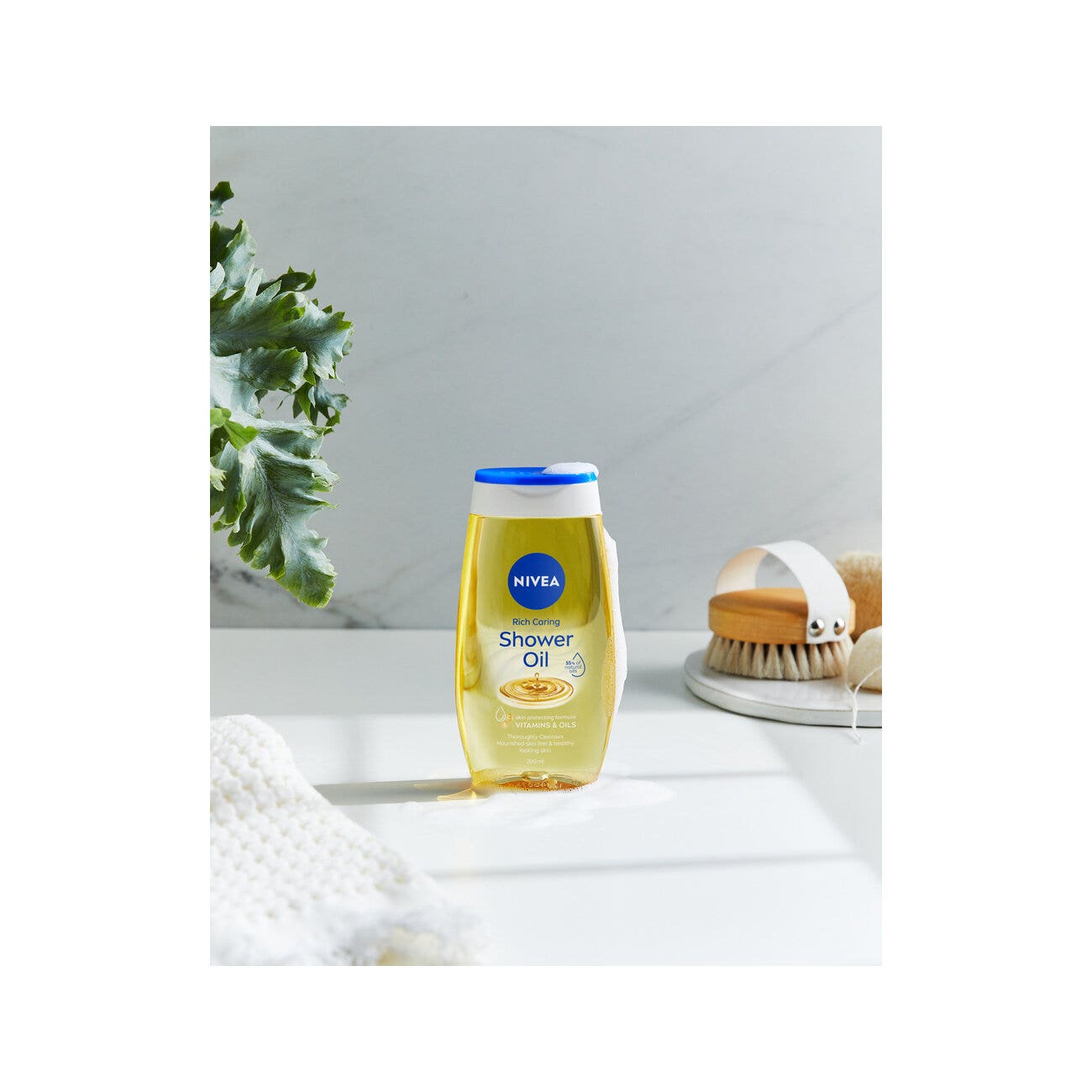 Nivea Olio Doccia Nutrimento Intenso Bagnoschiuma Con Oli Naturali Per Una Pelle Morbida 200ml