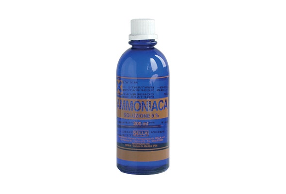 Ammoniaca Soluzione 9% 200ml